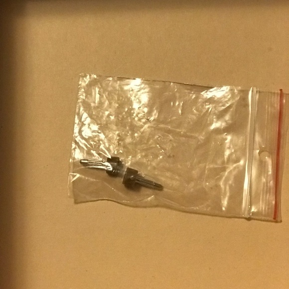 Louis Vuitton stiletto heels - Picture 2 of 6